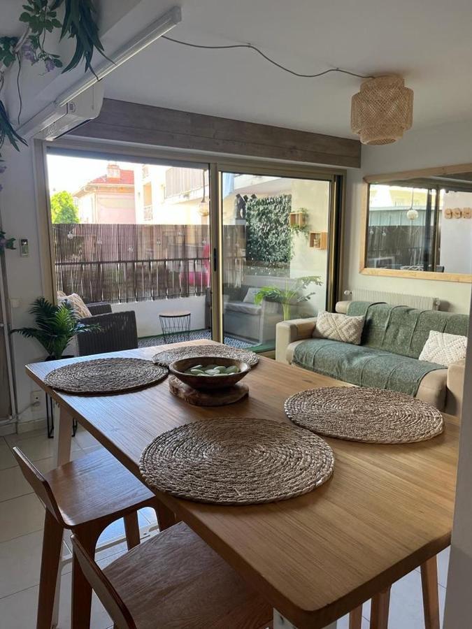 Centre De Juan Les Pins 100M Plages Easy Check-In Εξωτερικό φωτογραφία